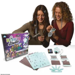 Lets Glow Studio -Bekend Speelgoeds Winkel LetsGlow Studio 4