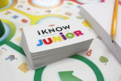 IKNOW Junior 7 IKNOW Junior -Bekend Speelgoeds Winkel triviaspel iknow junior tactic 54458 2